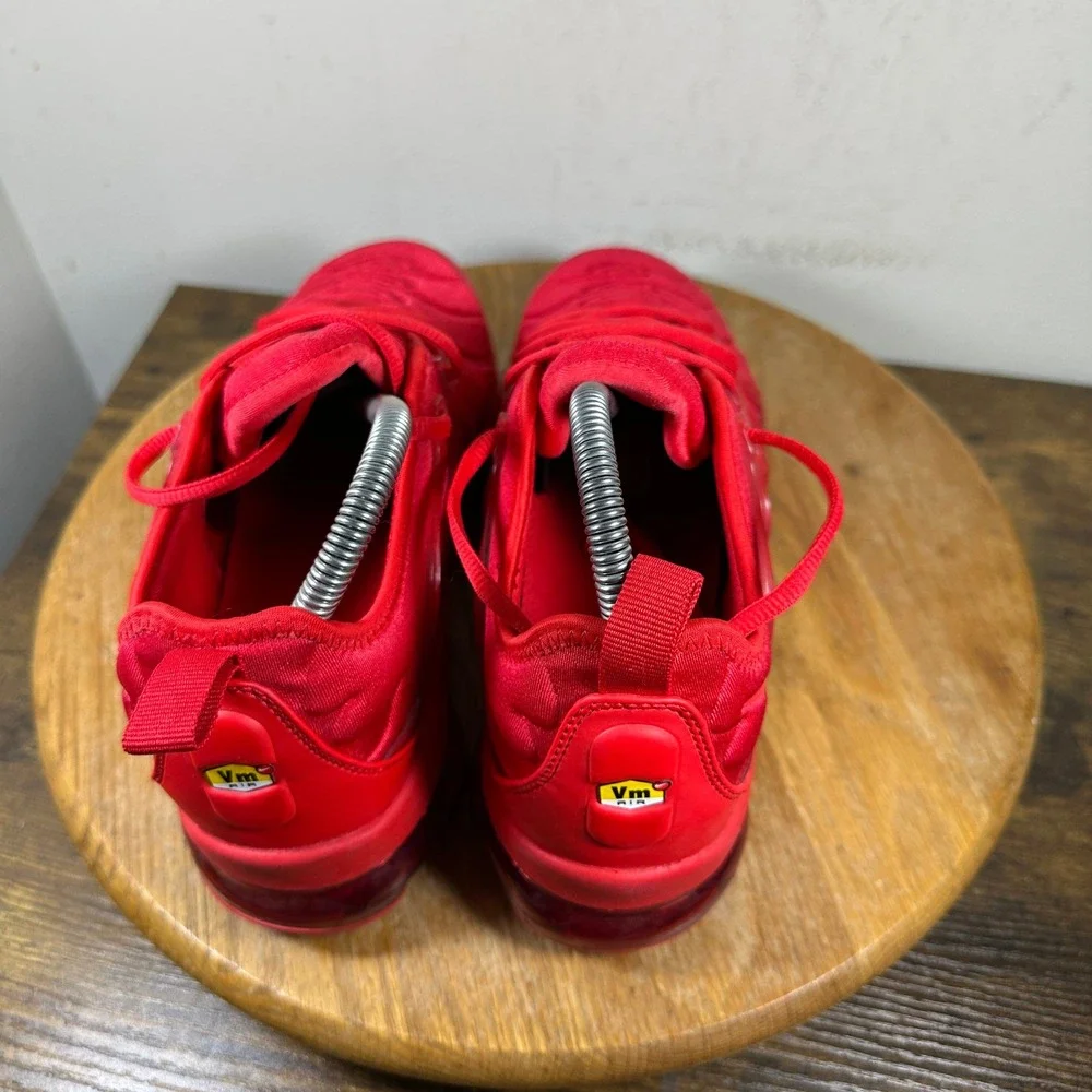 Nike Air VaporMax Plus University Red Mens CW6973-600 Running Shoes Size 7.5